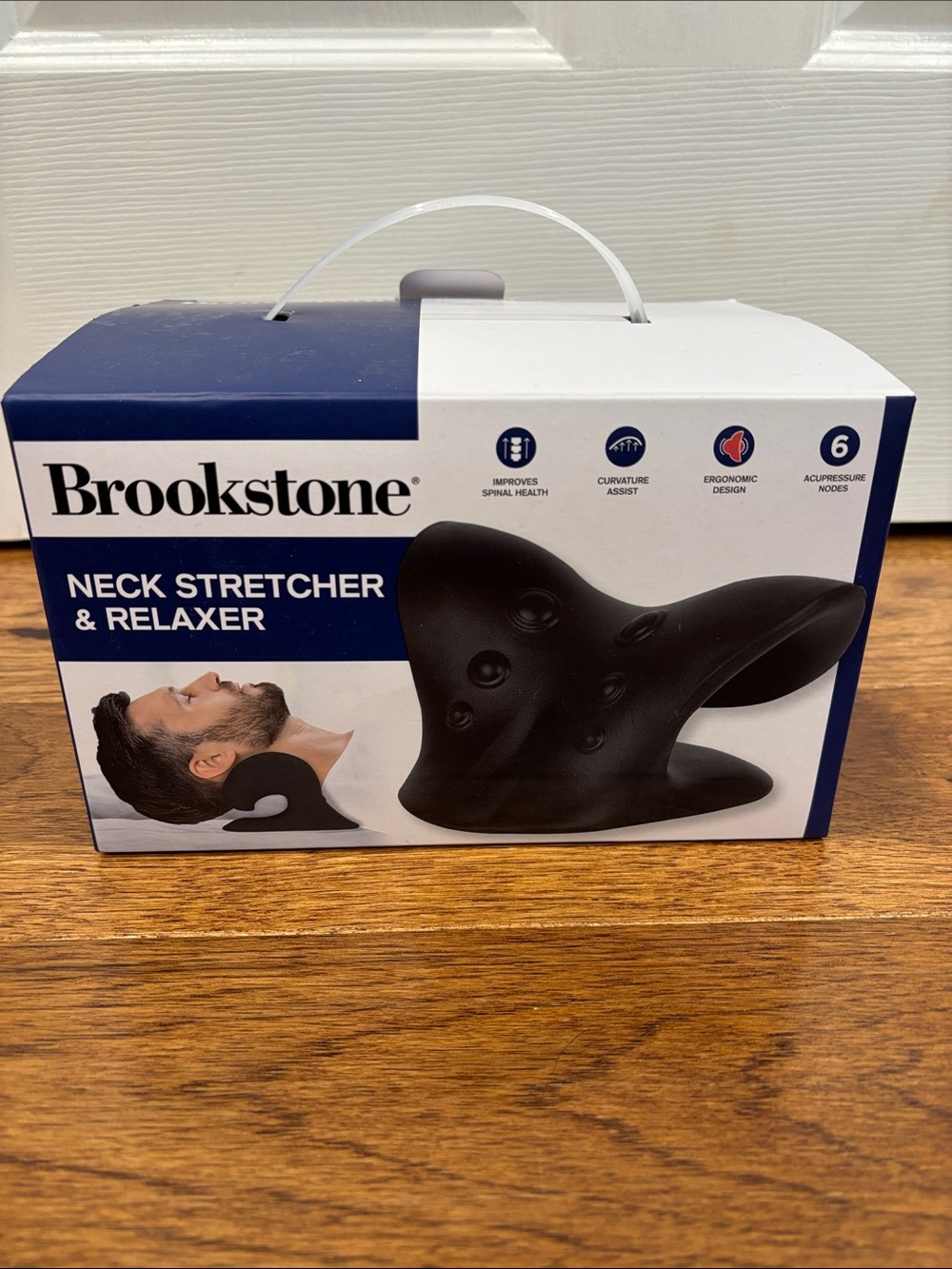 Brookstone Black Neck Stretcher & Relaxer Support New in Box